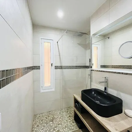 T2 Avec Terrasse, Clim, Wifi - Proche Plage, - Fr-1-63-344 * Lumio (Corsica)